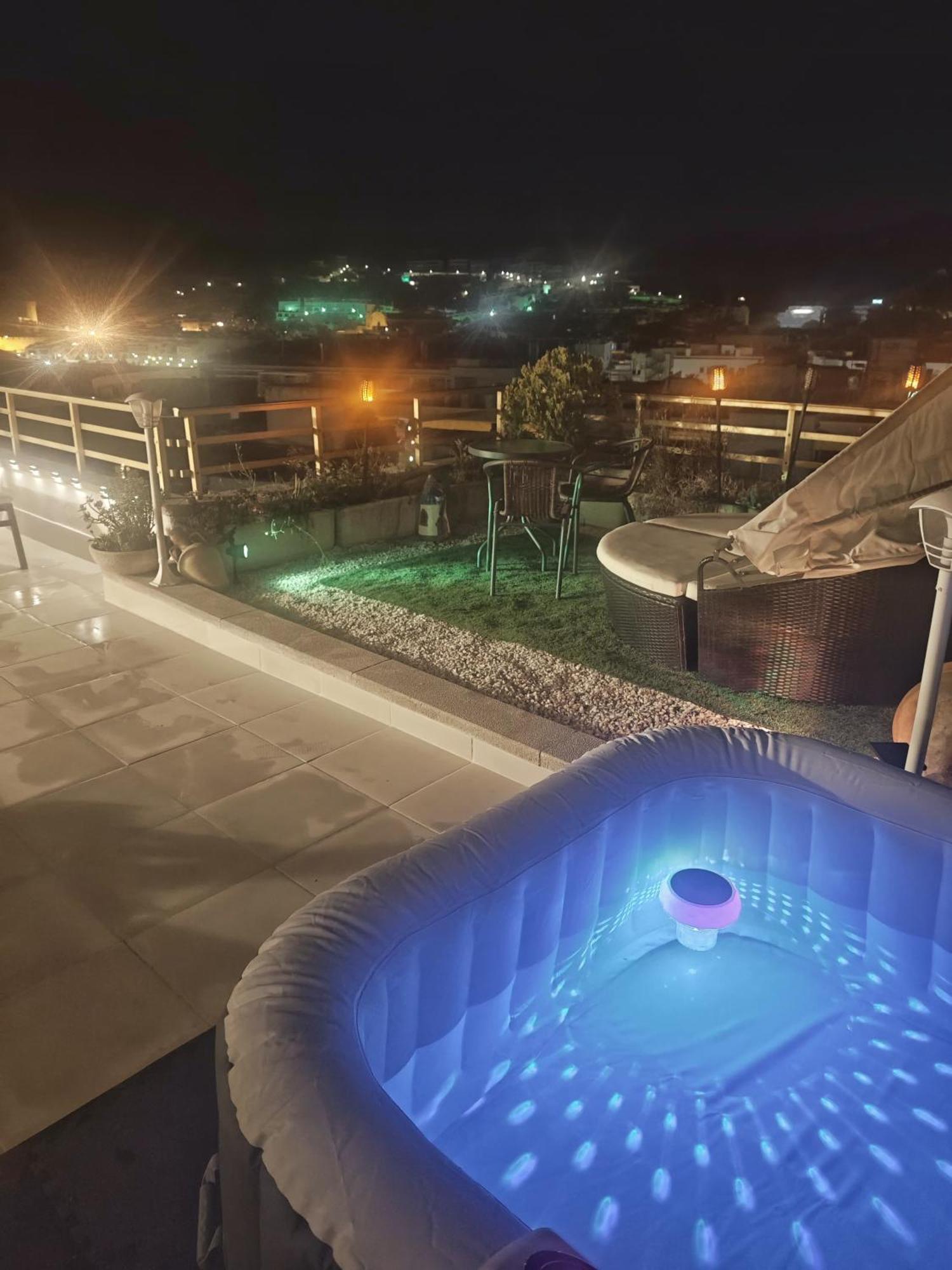 Apartment Luna Tossa De Mar With Jacuzzi, 5Mins Walking To The Beach, Sea And Castle View Big Terrace Exterior foto